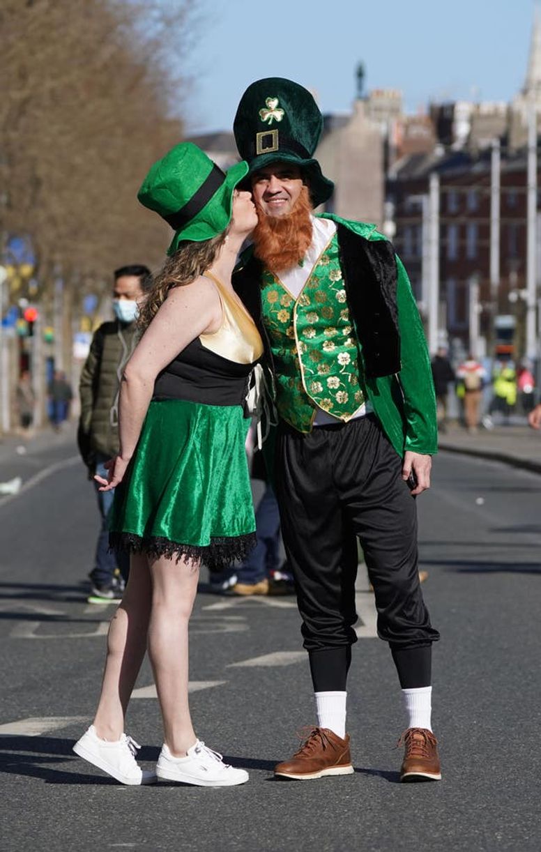 PICTURES: MLB teams break out green for St. Patrick's Day – The Morning Call