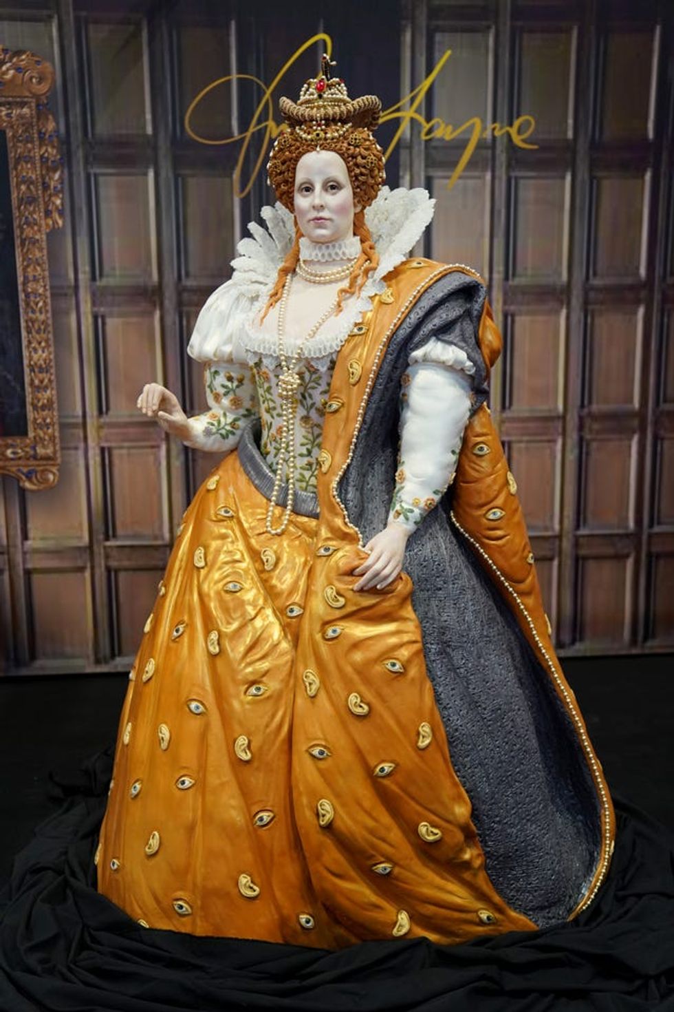 International Cake Show - Queen Elizabeth I