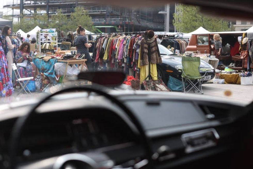 In Pictures: Vintage vehicles pop their trunks for car boot sale | indy100