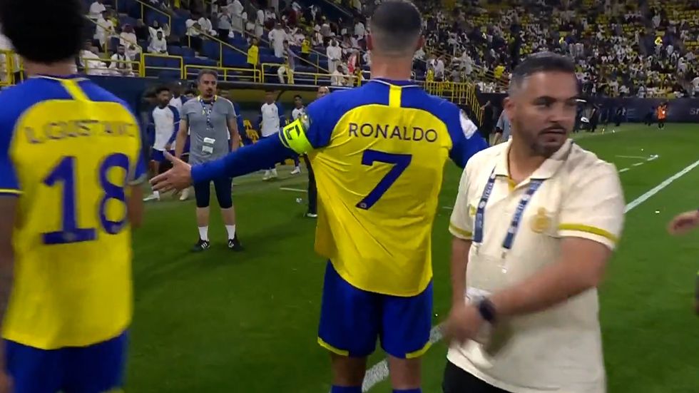 Cristiano Ronaldo left furious as Al-Nassr incident leaves fans divided -  Irish Mirror Online