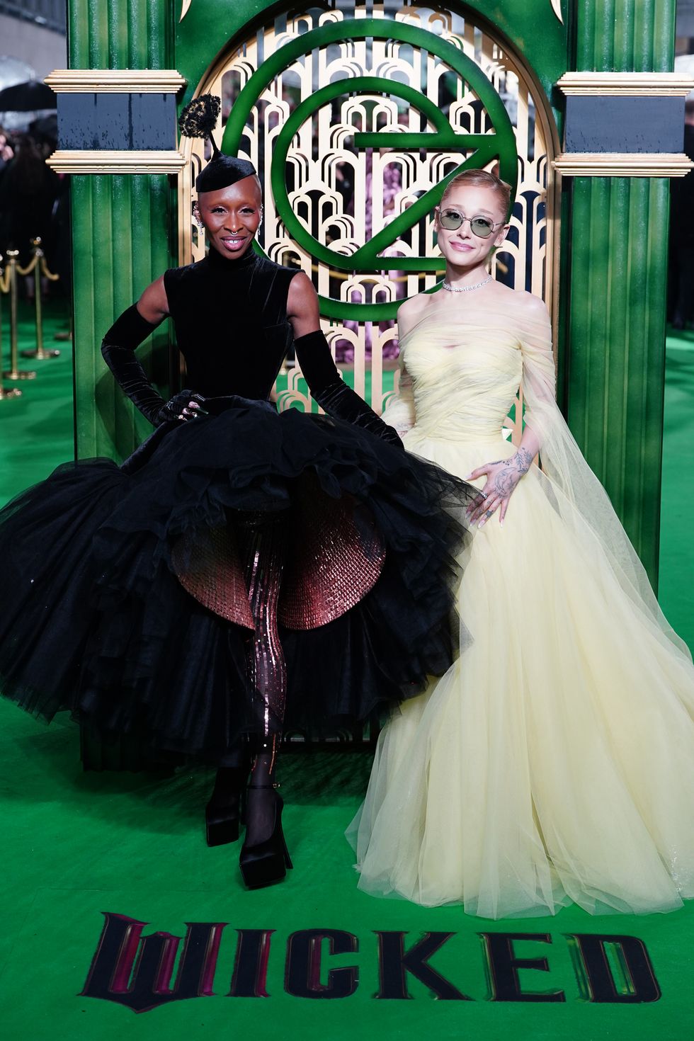 Wicked stars pay homage to original Broadway production at UK premiere