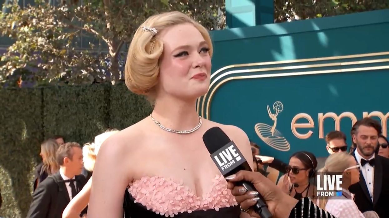 https://www.indy100.com/media-library/elle-fanning-reveals-her-emmys-2022-dress-was-inspired-by-old-hollywood.jpg?id=33721354&width=1245&height=700&quality=85&coordinates=0%2C0%2C0%2C0