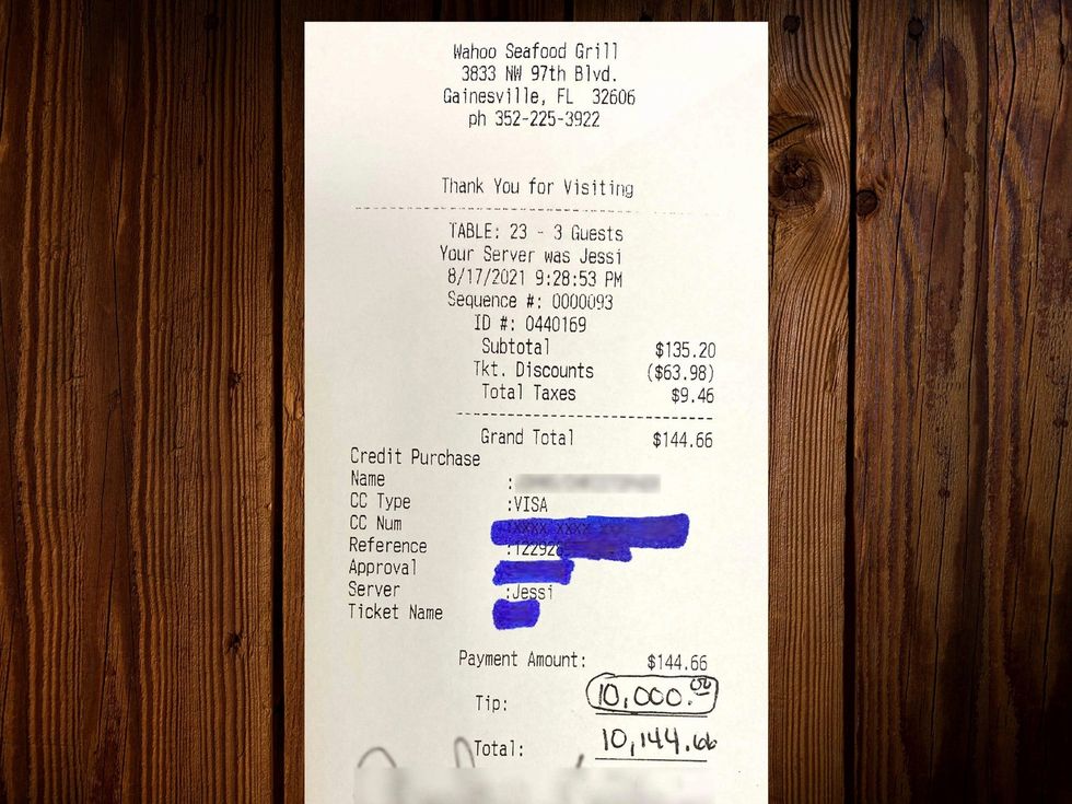 Astros star shocks Houston waitress with massive tip in new  video -  CultureMap Houston