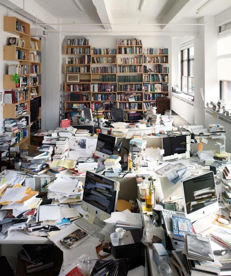 People can't believe how messy the New York Review of Books' office is |  indy100