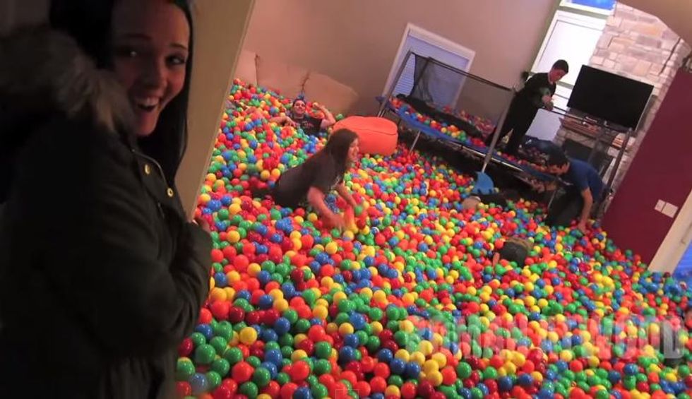 Man Turns Own House Into Giant Ball Pit And Its Incredibly Cheering