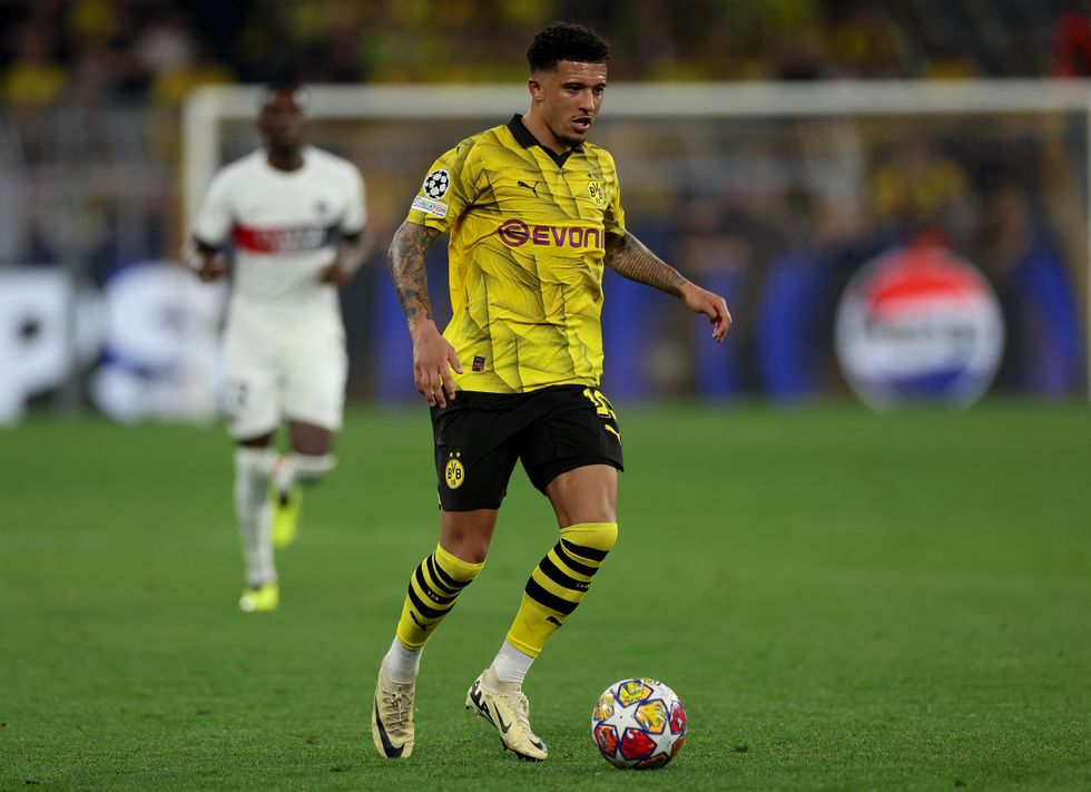 Drunk Jamie Carragher interviewing Dortmund's Jadon Sancho live on CBS ...