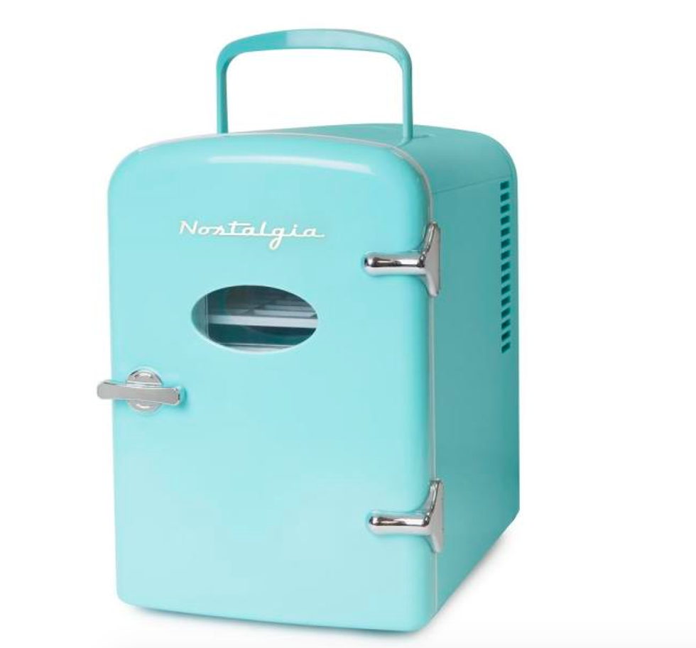 10 best mini fridges to keep drinks cool in small spaces | indy100 ...