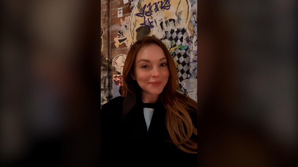 https://www.indy100.com/media-library/lindsay-lohan-recreates-iconic-scene-from-the-parent-trap-on-tiktok.jpg?id=29411045&width=980