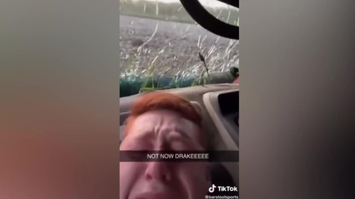 car crash and the song keeps playing｜TikTok Search