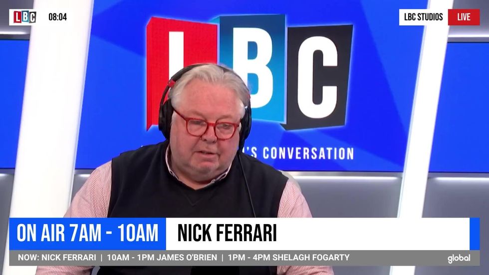 Listeners loved this blind caller and his talking microwave which left Nick  laughing - LBC