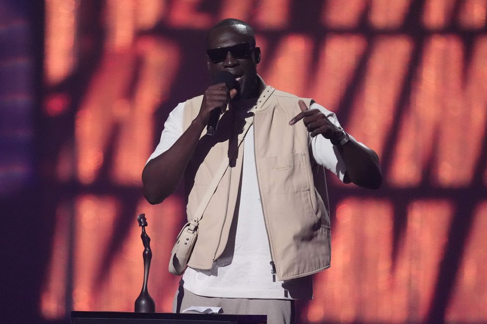 Rapper Stormzy to receive honorary degree from Cambridge University