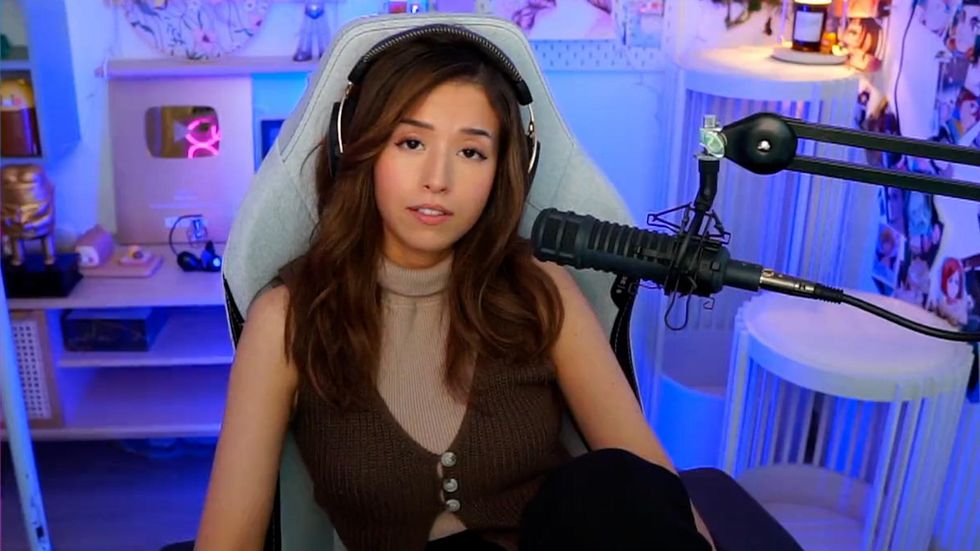 pokimane dancing to her favorite song｜TikTok Search