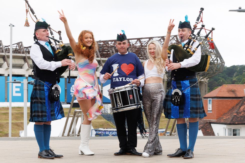 Taylor Swift welcomed to Scotland with bagpipe rendition of hit Love Story