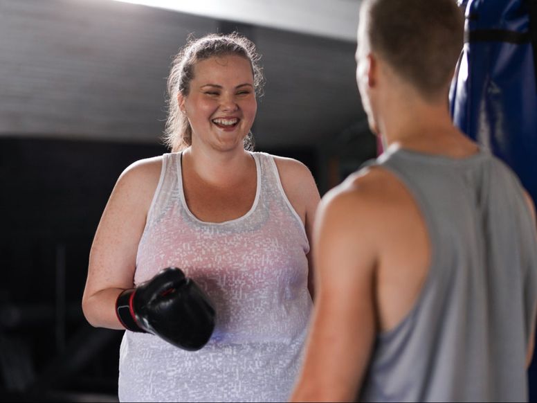 Woman shares rage after man tells her to wear a bra at the gym