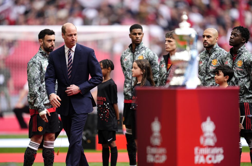 William meets teams as he attends all-Manchester FA Cup final